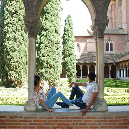 Le Cavalier بيت للعطل Caraman